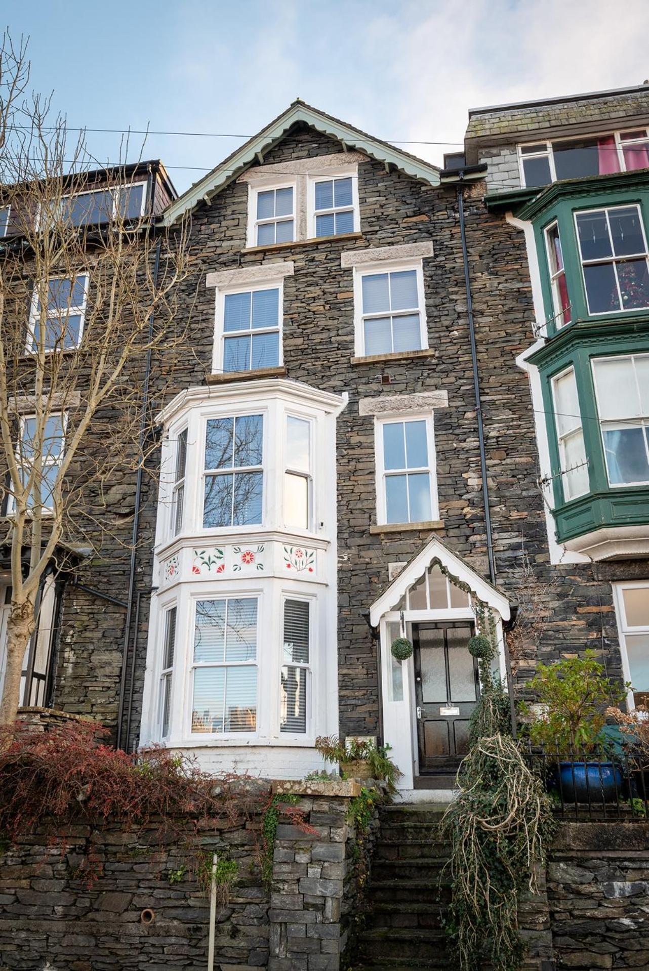 Lola'S Loft With Lake Views - Central Bowness - Pet Friendly エクステリア 写真